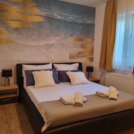 Apartments Miocic Zadar Exterior foto
