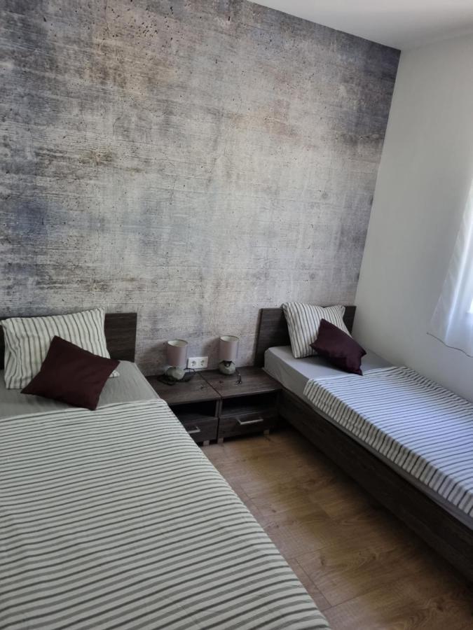 Apartments Miocic Zadar Exterior foto